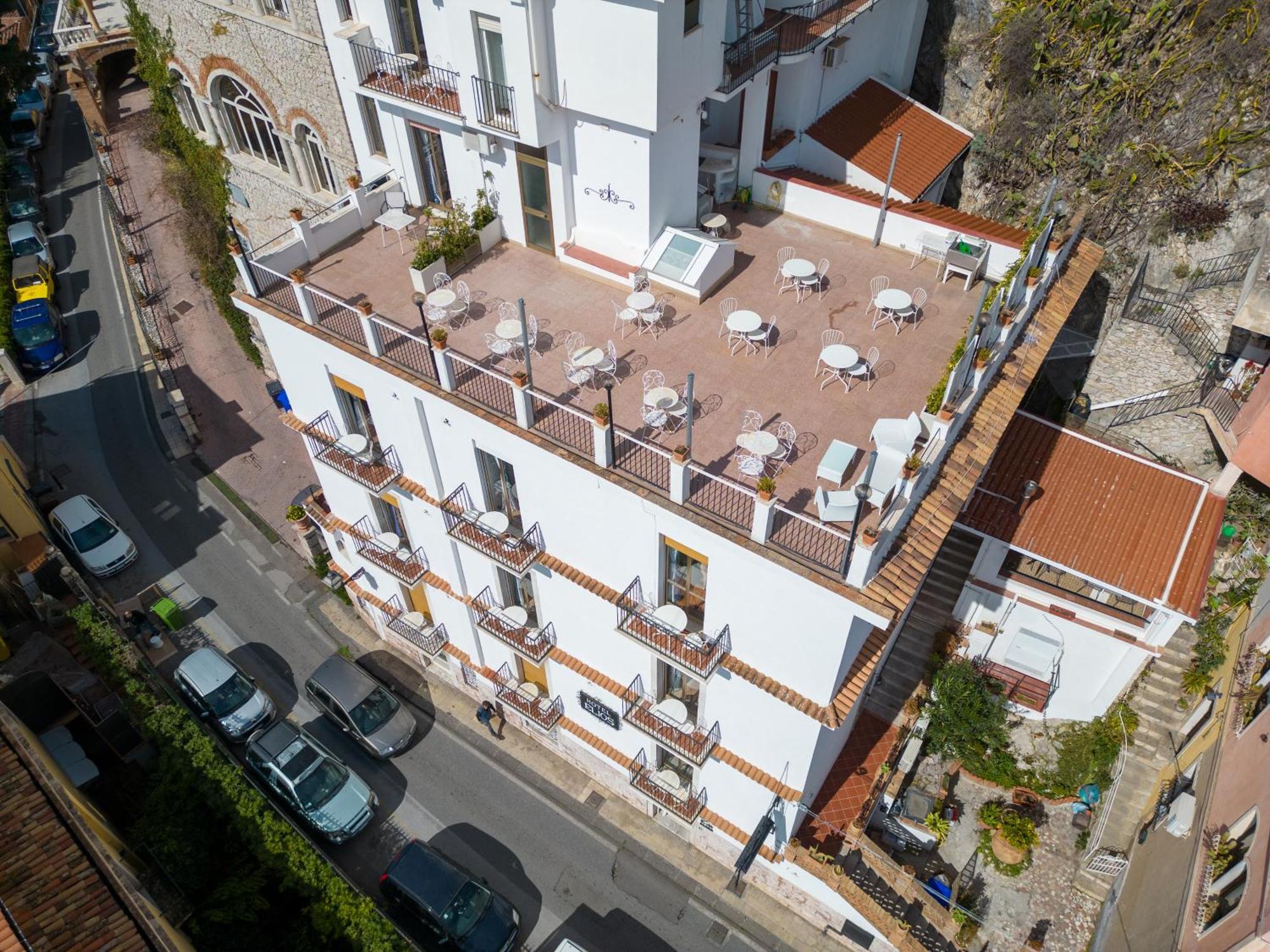 Elios Tao Hotel 3*